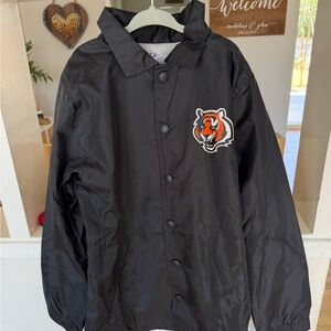 NEW NFL Cincinnati Bengals Coaches Jacket Windbreaker Snap Button Youth Small